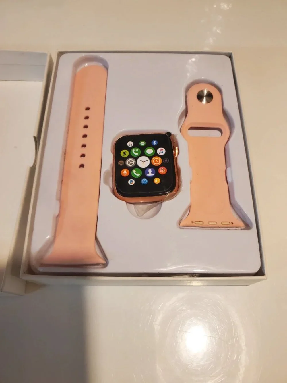 Smartwatch - Picture 2 of 3